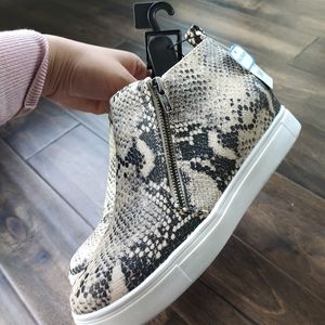 Platform faux leather boots size 8 1/2W